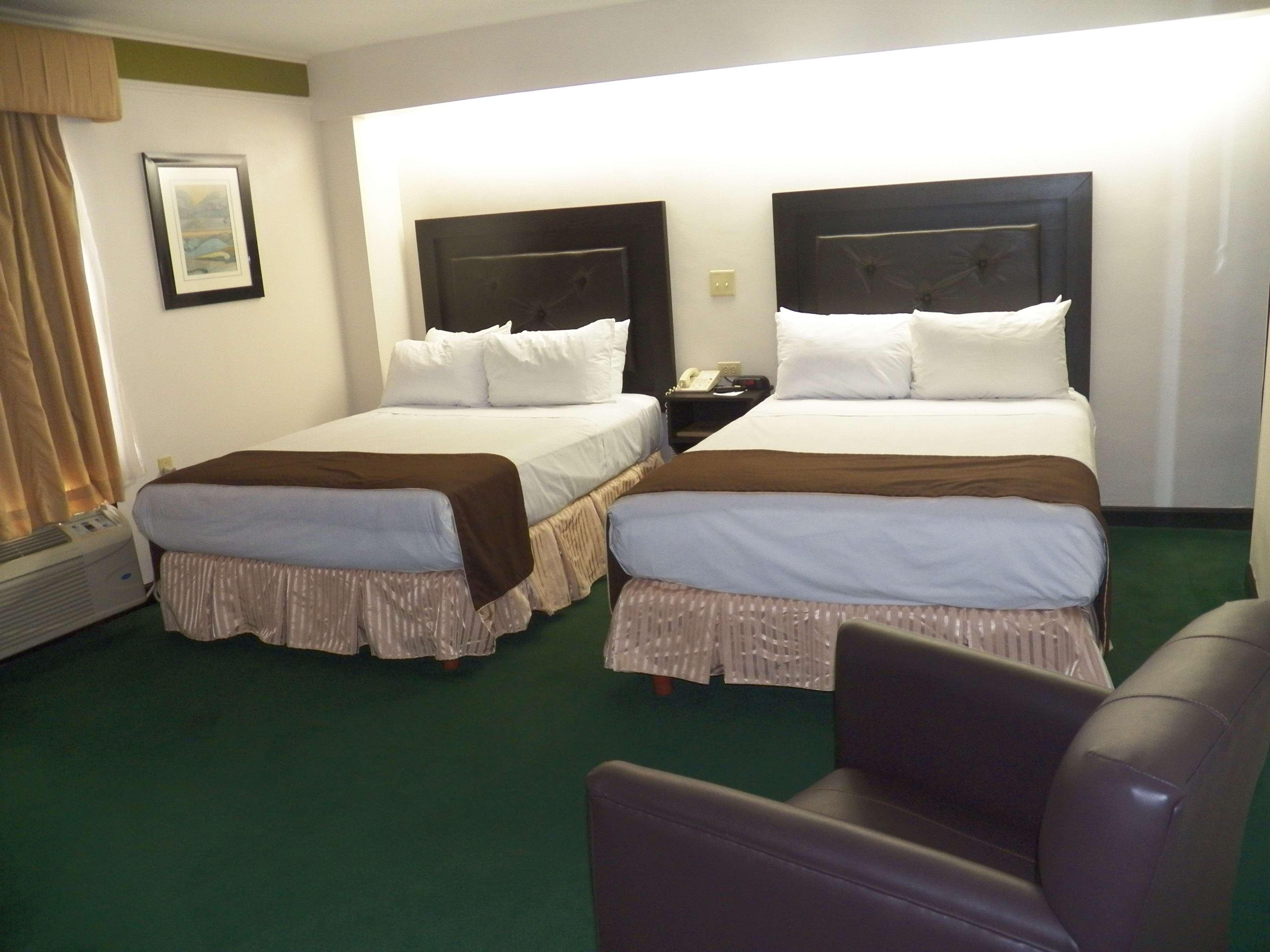 Best Western Hotel Plaza Matamoros Esterno foto