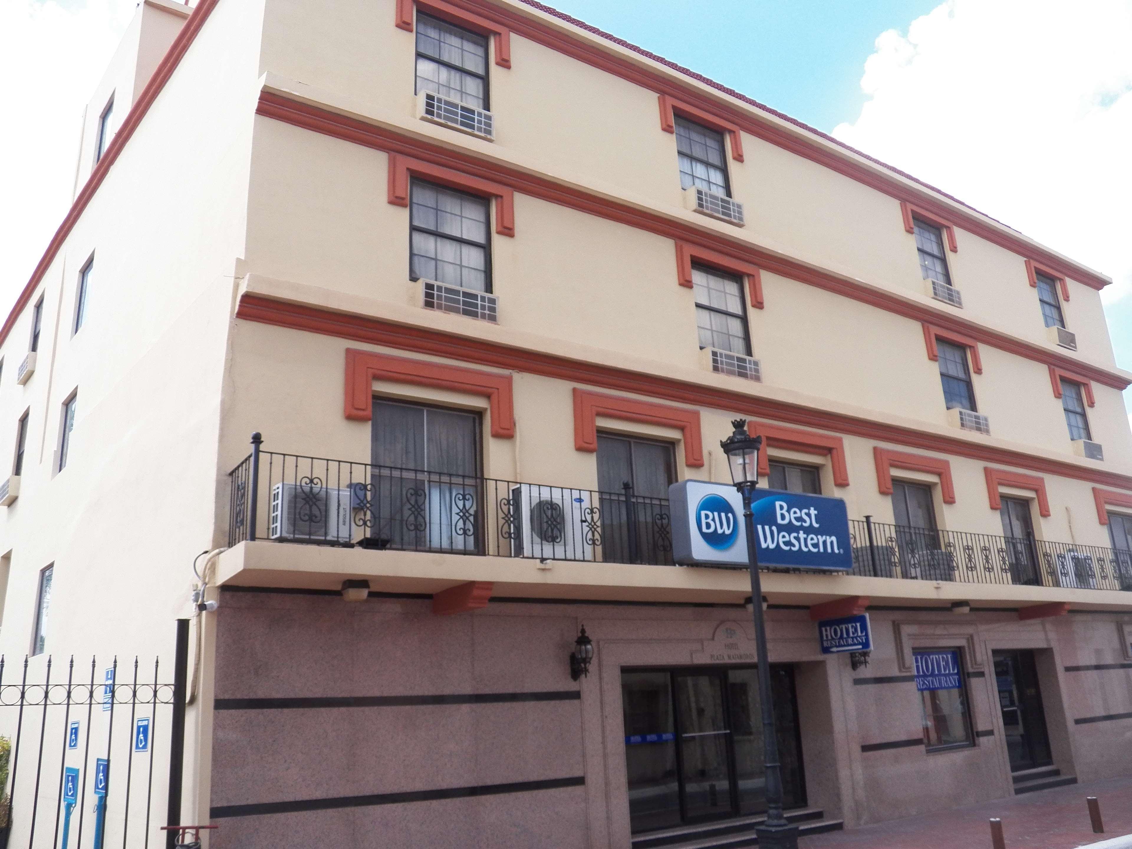 Best Western Hotel Plaza Matamoros Esterno foto