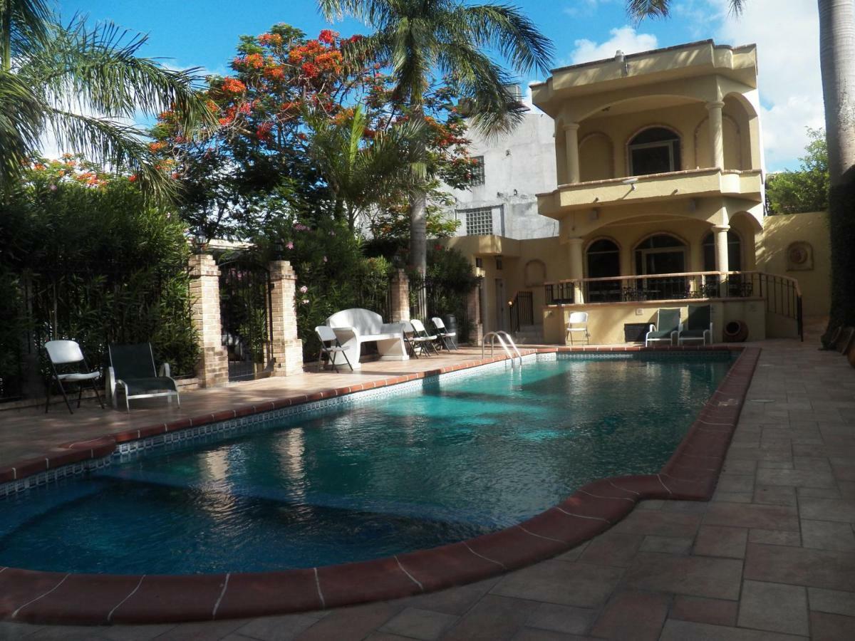 Best Western Hotel Plaza Matamoros Esterno foto