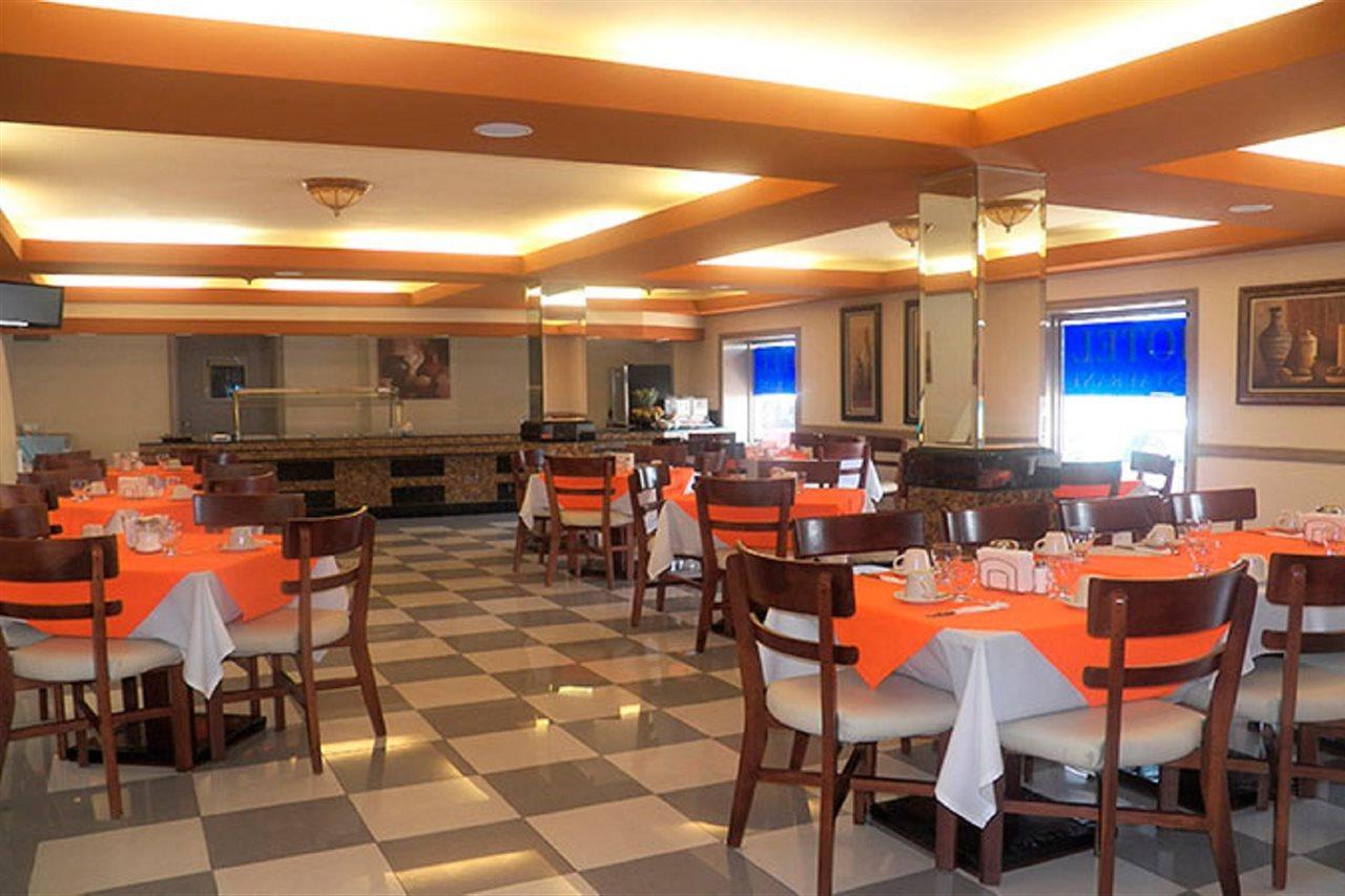 Best Western Hotel Plaza Matamoros Esterno foto