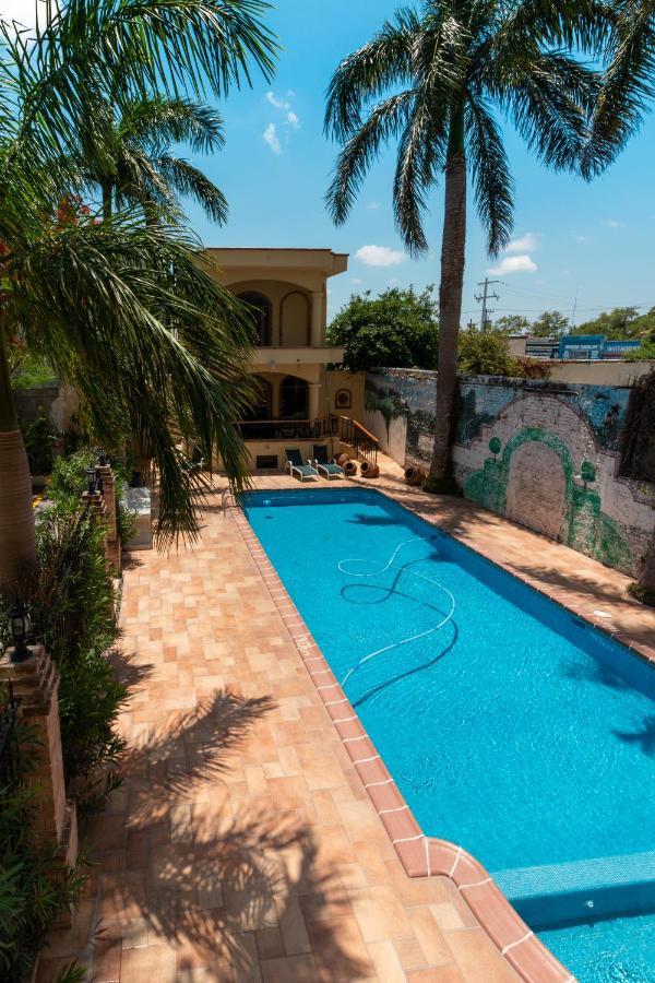 Best Western Hotel Plaza Matamoros Esterno foto