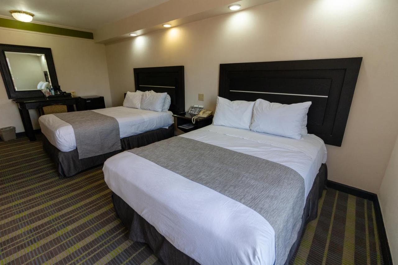Best Western Hotel Plaza Matamoros Esterno foto